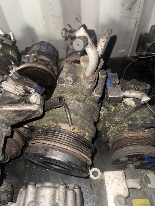 Насос крндиционера Крайслер Вояджер