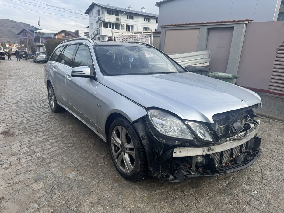 Mercedes E350 4 Matic 265 к.с На части