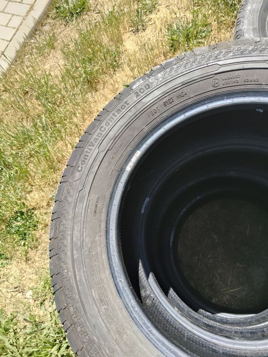 Cauciucuri  C   205/65/16 și 215/60/17