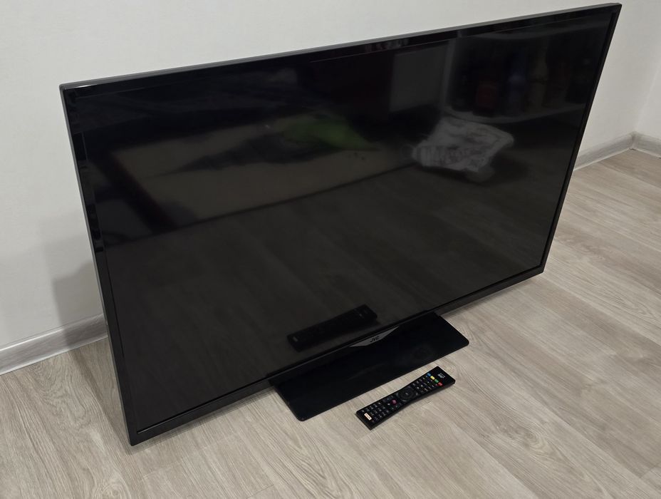 Смарт телевизор JVC 49" LED FullHD