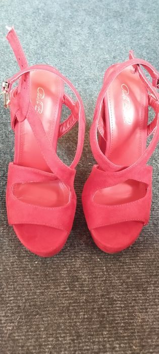 Сандали на ток, велур