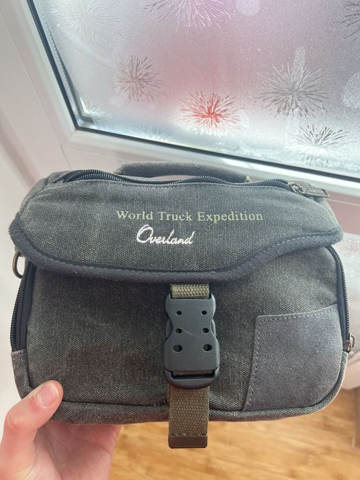 geantă foto marca Reporter Overland
