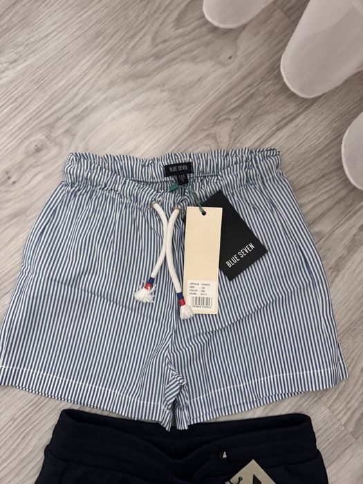 Нови къси панталони за момиче Blue seven, Hummel