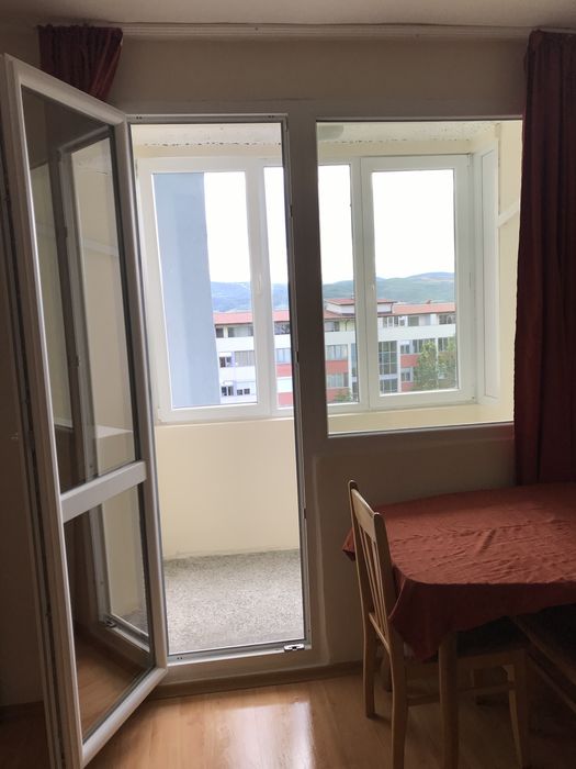 Дава се под наем Едностаен апартамент в Благоевград, Идеален център - 40 кв.м за 117.3 € - Снимка #2