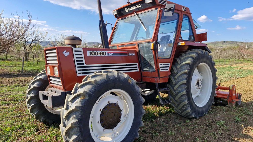 Tractor Fiat Agri 100-90 tracțiune 4x4 cu cabinâ,100Cp,motor 6 pistoane,cutie de vitezâ 40km/h
