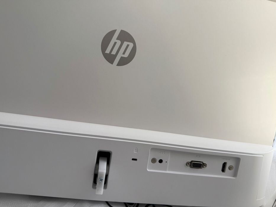 ЧИСТО НОВ Монитор 23,8 инча LED HP M24fw 1920 x 1080 пиксела, 5 ms,