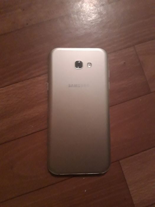 Продам SAMSUNG а7