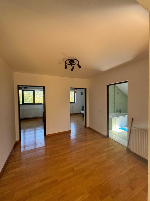 Casa deosebita P+M 252 mp utili, teren de 1654 mp, Aleea Manastirii De