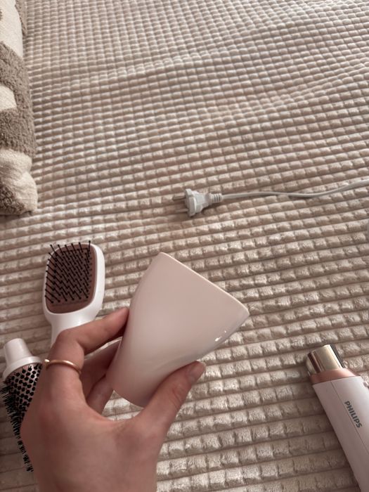 Philips hairdryer