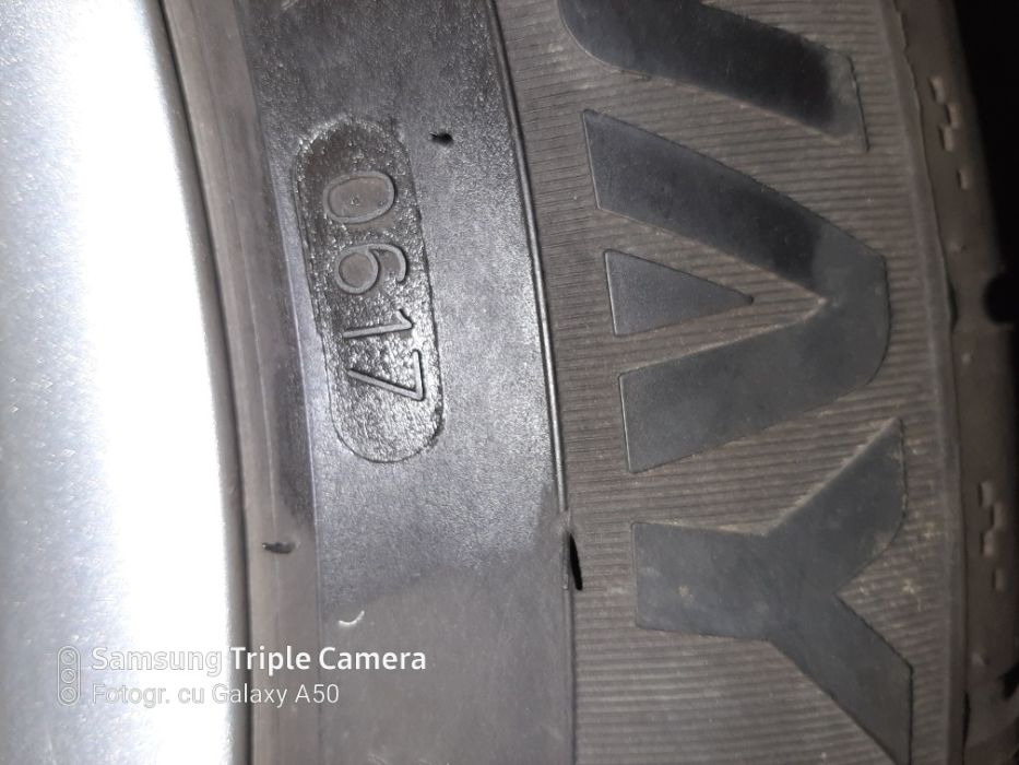 Roti cu janta aluminiu si cauciucuri de vara land rover de 17