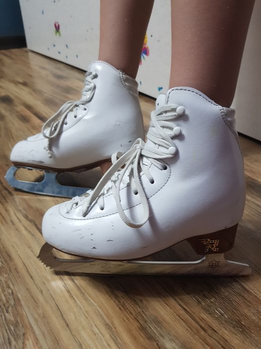 Коньки для фигурного катания