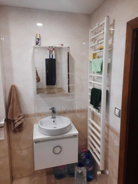 Реф. 2363 Двуетажна Обзаведена Къща / Брестник