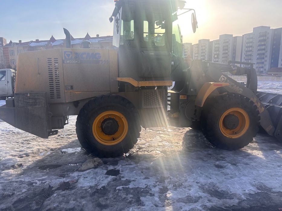 Погрузчик XMG LF330KZ