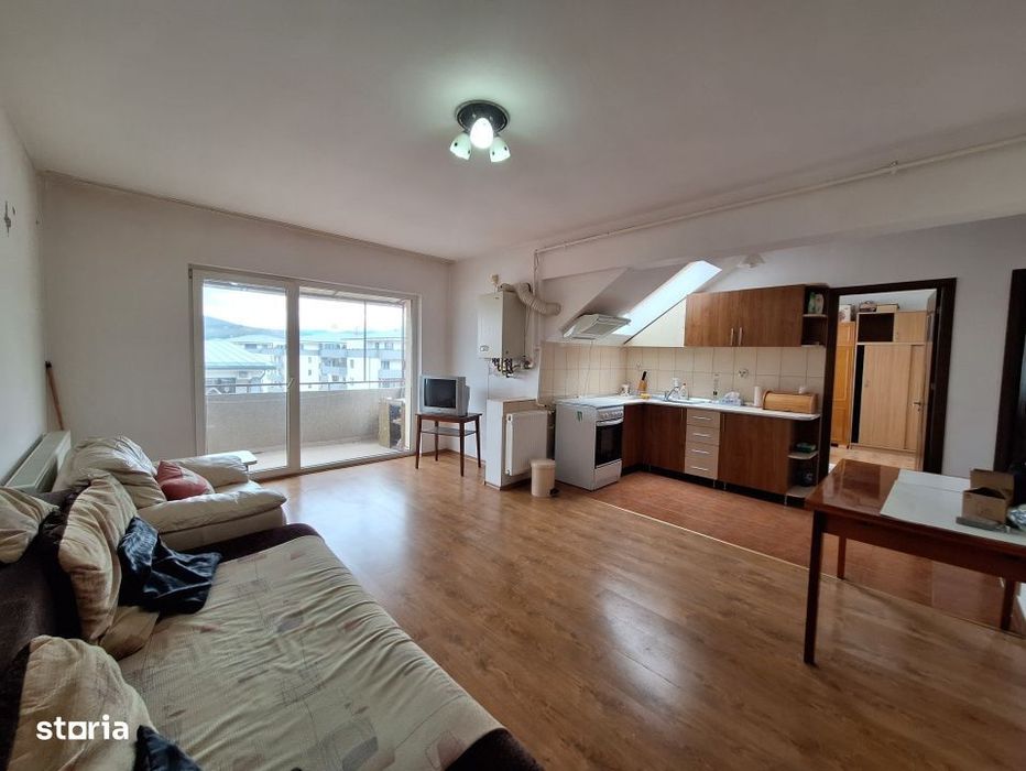 Apartament cu 2 camere, 45 mp, balcon, zona Terra