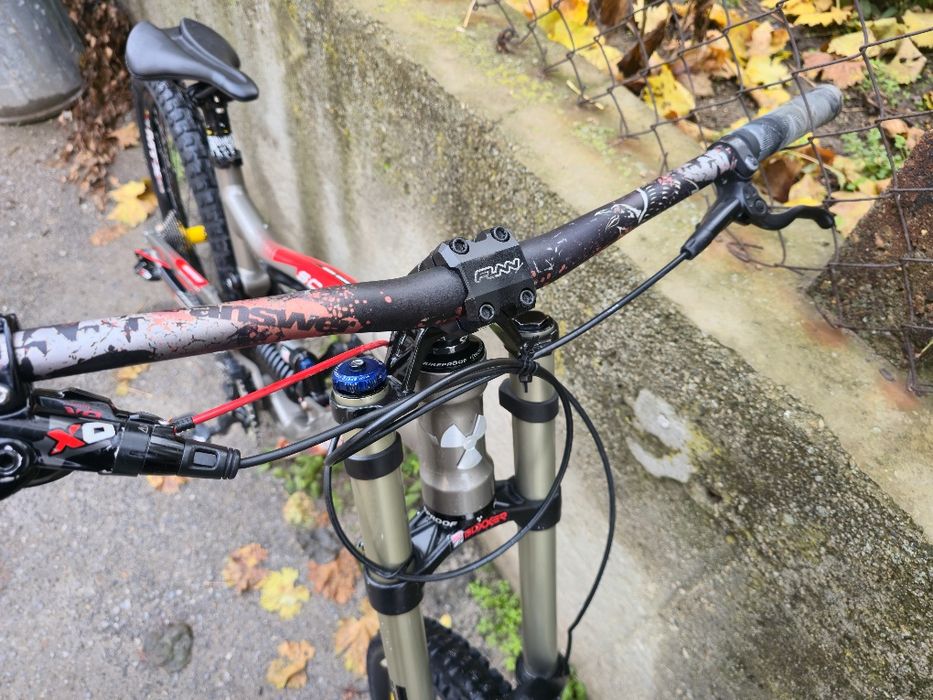 Nukeproof Scalp 26 цола DH, Boxxer Rockshox 1x11 скорости Sram XO