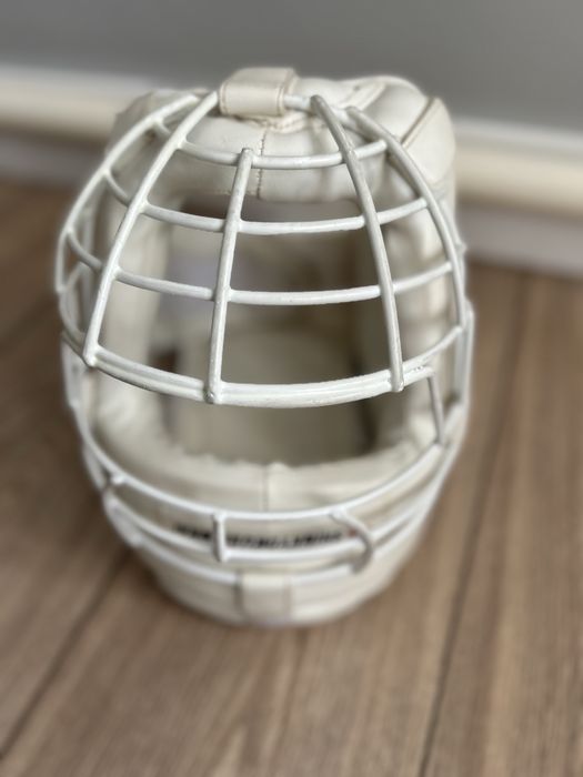 Шлем для каратэ единоборства