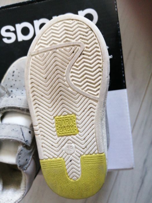 Кецове за бебе ZARA