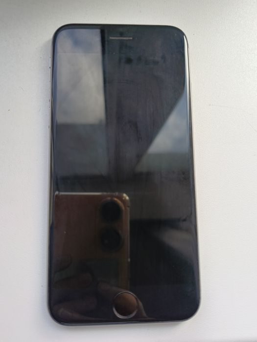 Продам Айфон 6s б/у