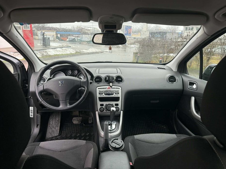 Peugeot 308 – 1.6 HDi Premium Pack Aut – Automată, Sport