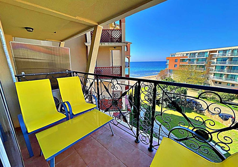 Продава се Двустаен апартамент в к.к. Елените - 71 кв.м за 1099 €/кв.м - Снимка #12