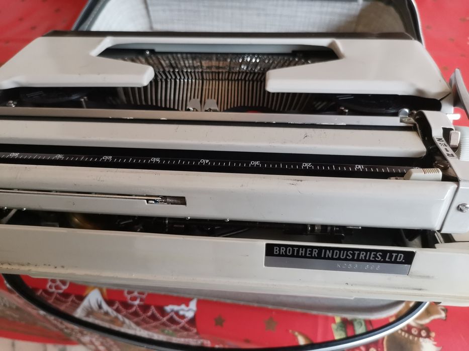 masina de scris BROTHER deluxe 1350