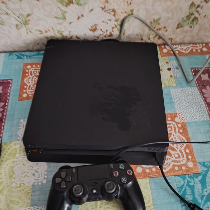Продам плестейшн PS4