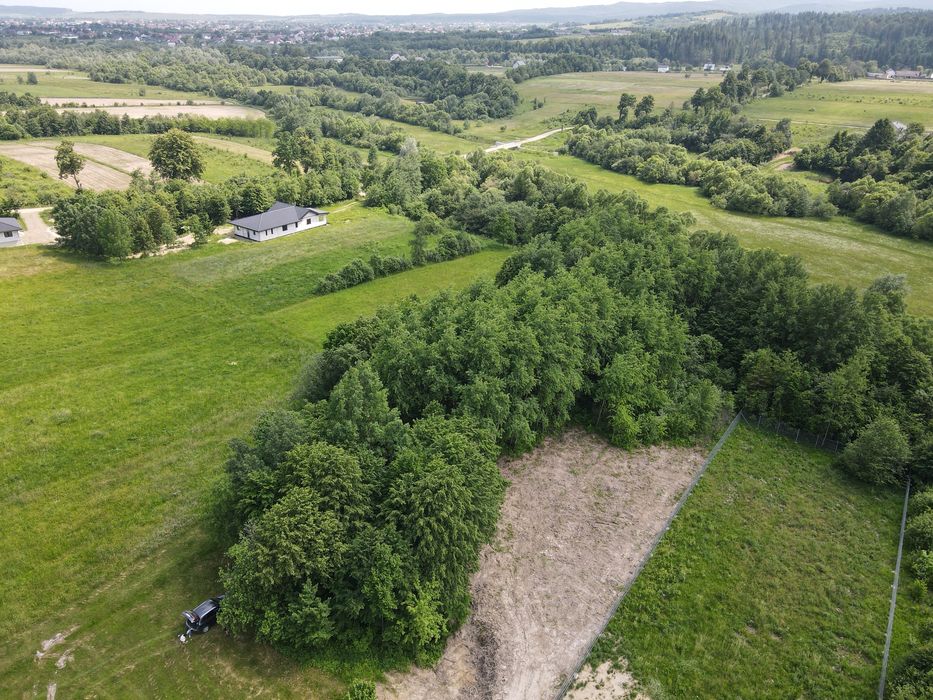 Teren intravilan 5200 mp zona Hardic, Horodnic de Sus