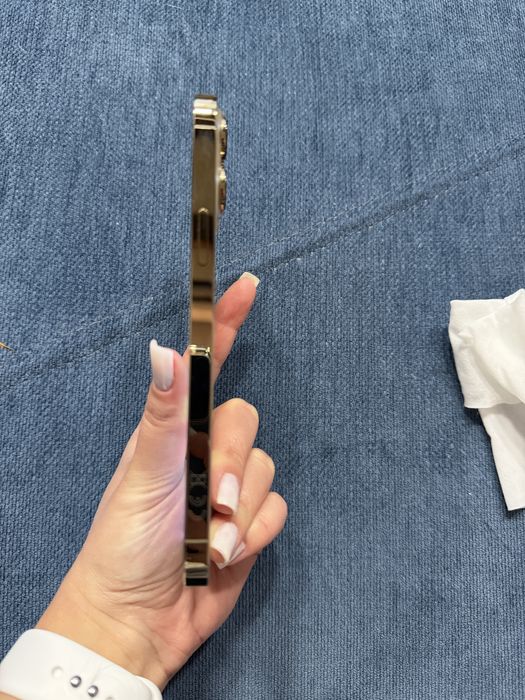 Продавам iPhone 13 Pro Max 256GB – Много добро състояние