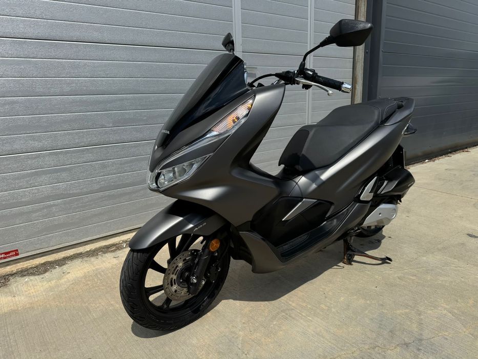 FunMoto vinde Honda PCX 125cm 2019 ABS Permis B