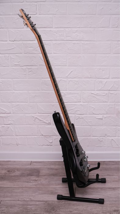 Ibanez GIO — 4-струнная бас гитара, чёрная