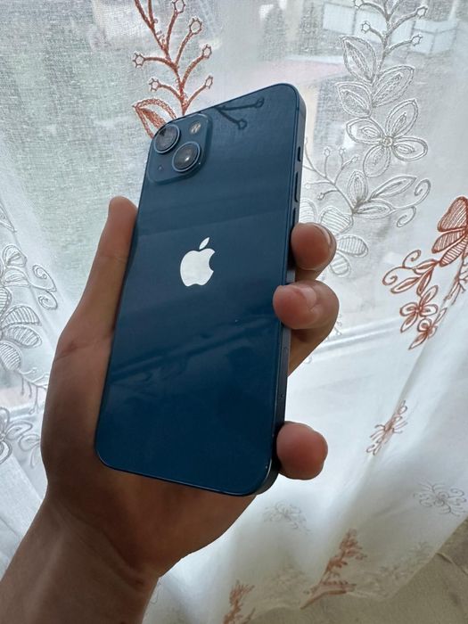 Vând Schimb iPhone 13 Blue 128 GB stare foarte bună