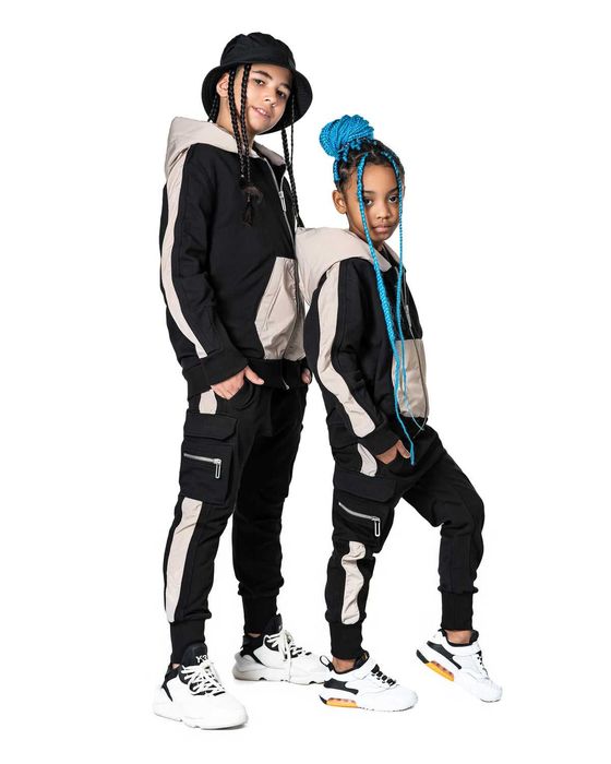 НОВИ!Суичър с цип и карго панталон к-т MADE BY SOCIETY