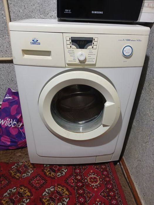 Продаётся стиральная машинка рабочая но шумит барабан