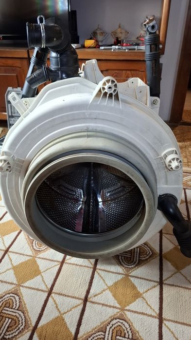 Пералня Ariston AVF 109 + барабан(от AVF 129) и нагревател