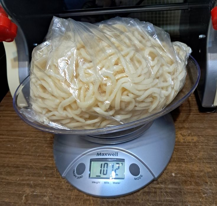 Тесто домашный,қолдың жаймасы