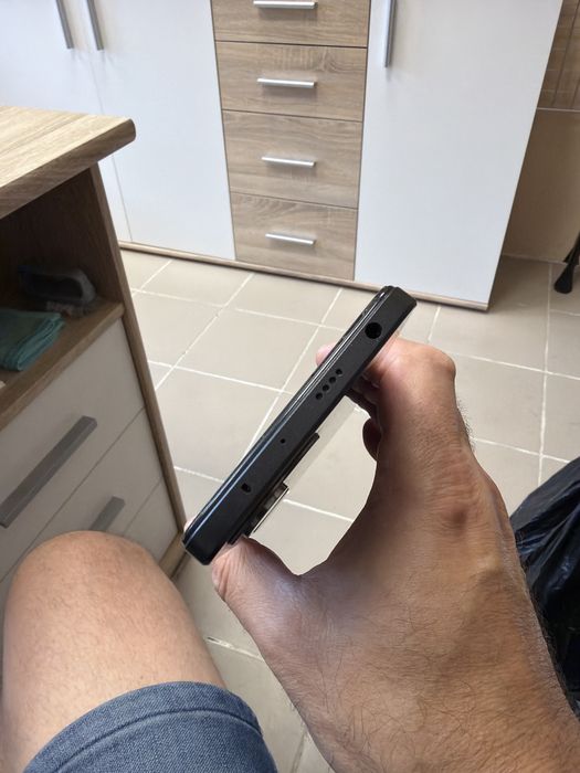 Xiaomi Redmi Note 12 Pro 5G 6+2/128gb - перфектни
