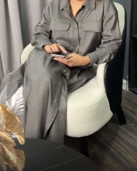 Продам костюм женский