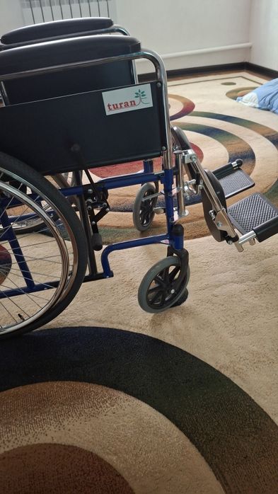 Инвалидная коляска