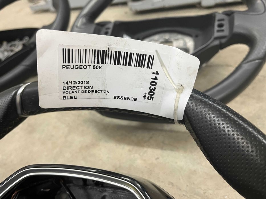 Оригинални кожени волани Peugeot Пежо pejo Mercedes A Class Мерцедес