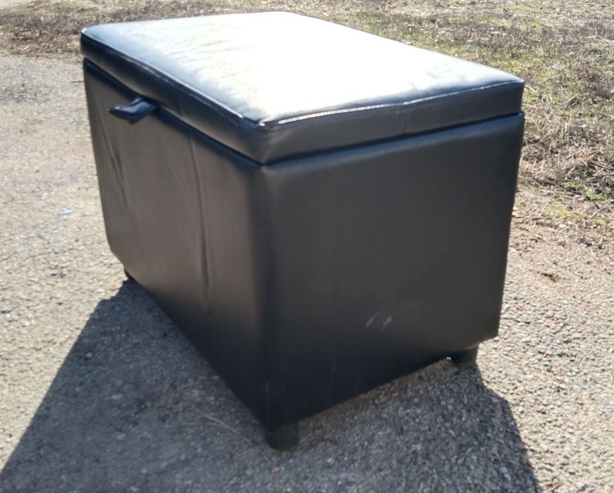 Продам пуф кожанный