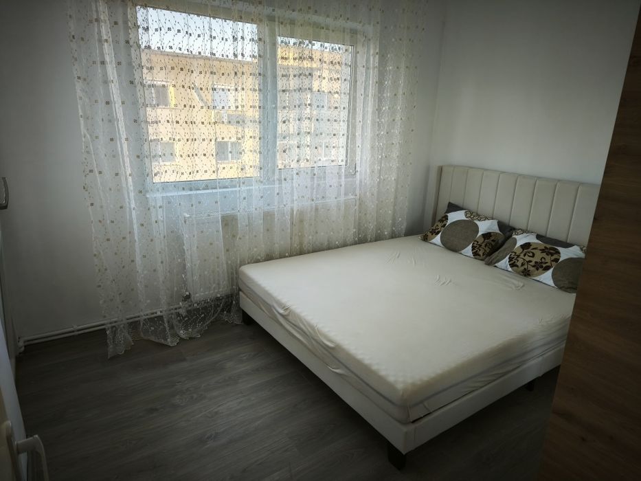 Apartament 3 camere decomandat