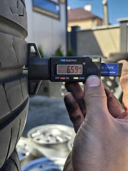 4 Броя 225/55/17 2xContinental 6,6mm 2xMichelin 5,2mm 2023dot