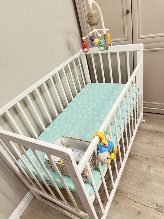 Детская кровать / манеж