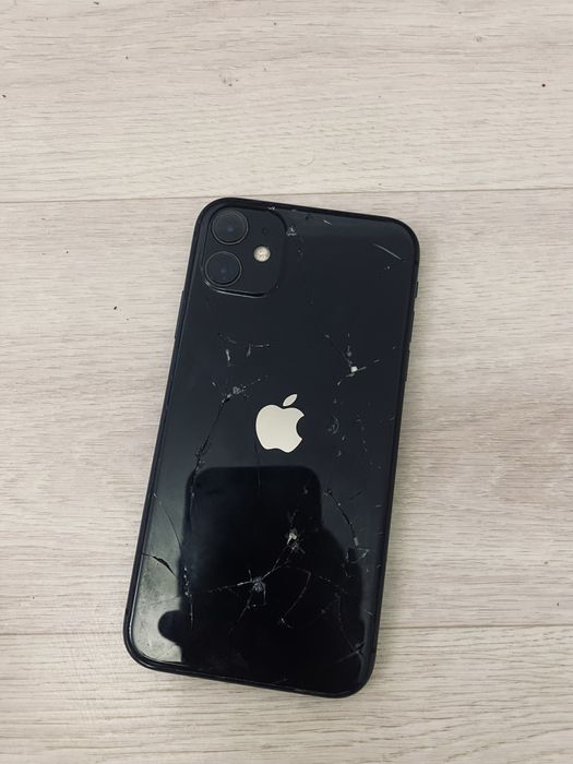 Айфон 11 б/у срочно