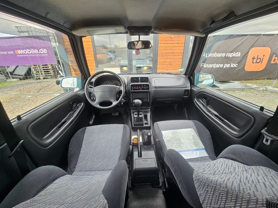 Suzuki Vitara, 1.6 Benzina, 4x4, Clima automata, Reductor  Cauciucuri A/T uri Jante concave  Posibil Rate ***