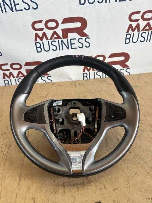 Volan RENAULT CLIO 4 cod piesa 484002339r