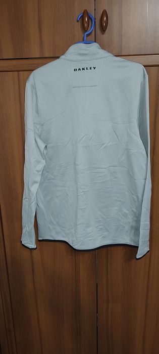 Bluza fleece   Oakley  de Barbati Marimea M
Oakley