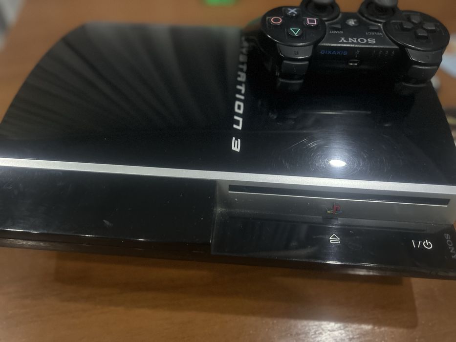 Playstation 3 продам