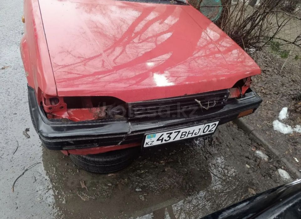 Капот Mazda 323 BF