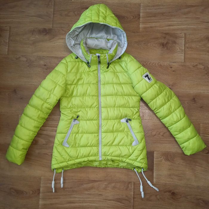 Свежо зелено яке М размер